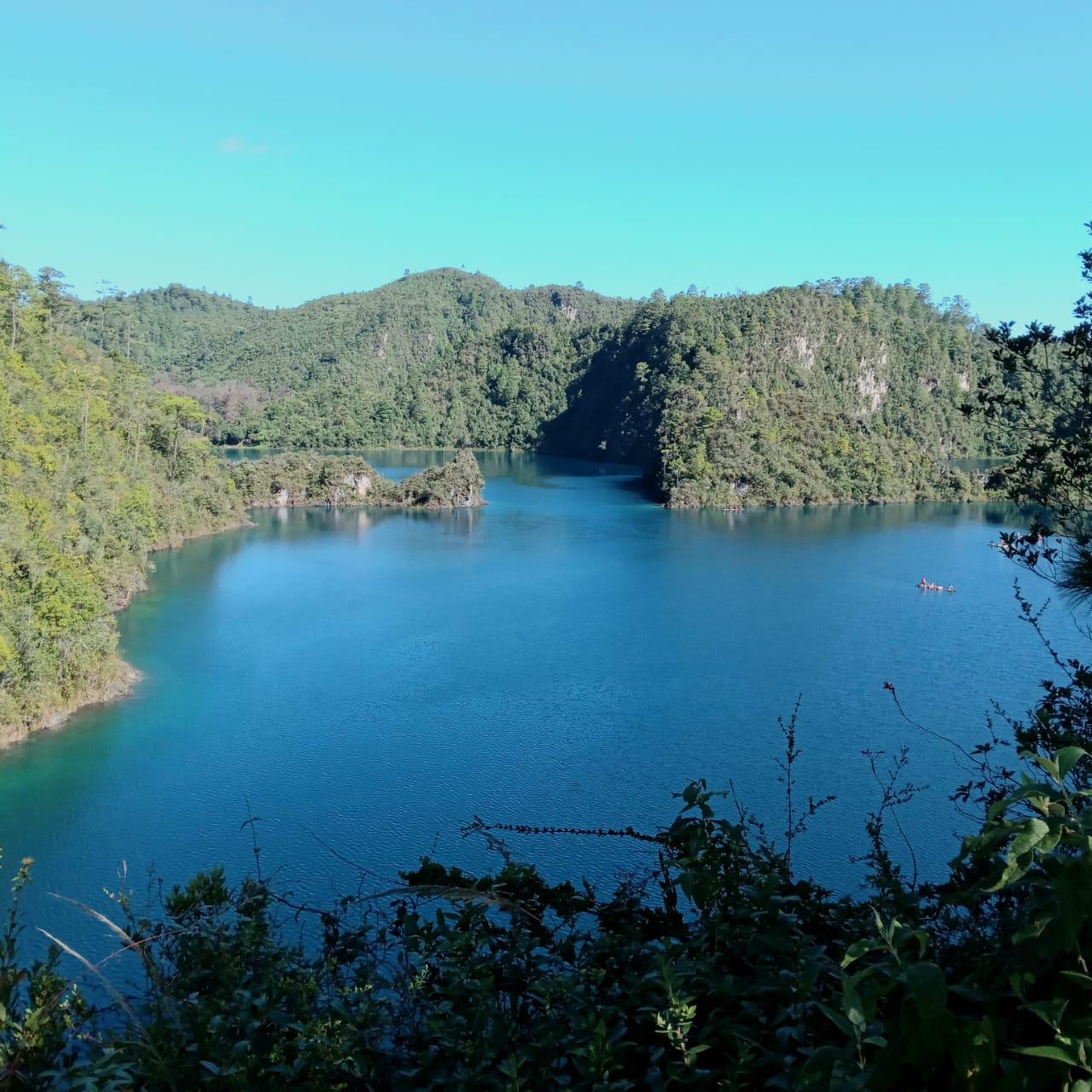 Montebello blue lake